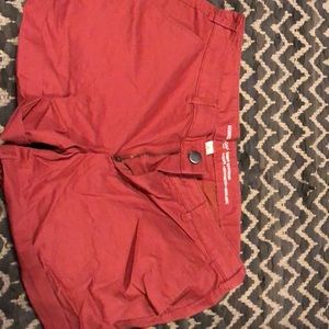 GAP Shorts - GAP Khaki Shorts GAP Shorts - GAP Khaki Shorts